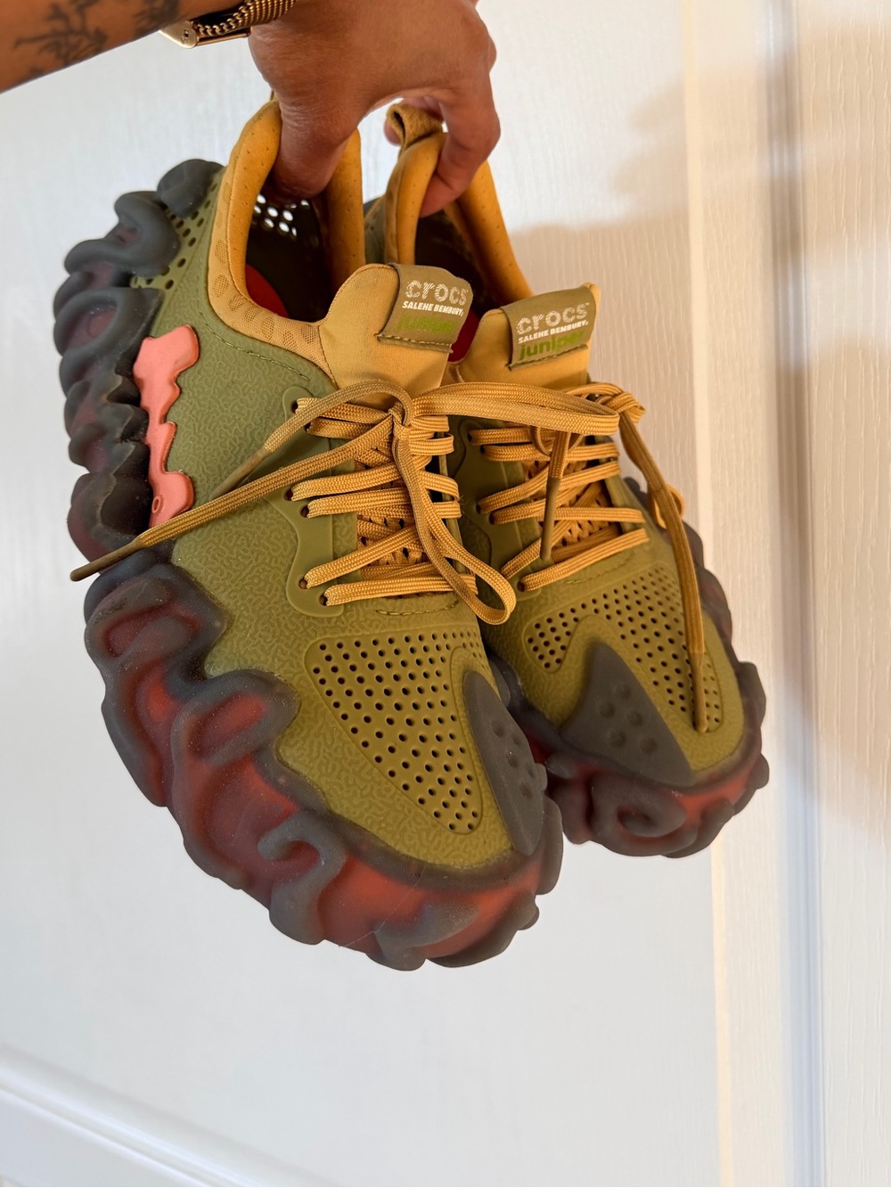 Salehe Bembury x Crocs Juniper “Tahini” Terrain Sneakers - Picture 2 of 15